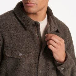 Napa Jacket | Dark Cocoa -Vuori Clothing Store 0026 V546DKC FA22 M ECOMM DETAIL 1010