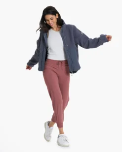 Highlands Sherpa Jacket | Azure 11 Highlands Sherpa Jacket | Azure -Vuori Clothing Store 0046 VW538AZR 2507