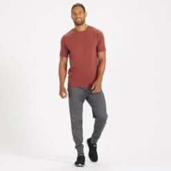 Tuvalu Tee | Red Clay -Vuori Clothing Store V101RCL 4 56ef5398 82ea 4124 866e 9bdaccb97932