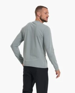Long Sleeve Ever Henley | Stormy 12 Long Sleeve Ever Henley | Stormy -Vuori Clothing Store V108STY SP23 M ECOMM TOPS TOP 3157 4X5 e66abca2 c313 4bc4 8792 d80fae2e0a84