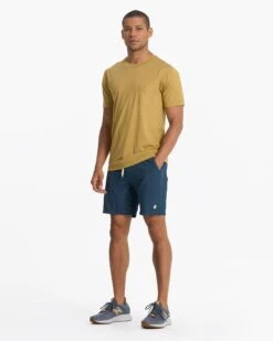 Tradewind Performance Tee | Ojai Heather 12 Tradewind Performance Tee | Ojai Heather -Vuori Clothing Store V109HOJ SP23 M ECOMM TOPS FULL 1084 1x1 95498e8c 3655 4de4 8f20 e79c143438cd