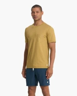Tradewind Performance Tee | Ojai Heather 9 Tradewind Performance Tee | Ojai Heather -Vuori Clothing Store V109HOJ SP23 M ECOMM TOPS TOP 1136 1x1 19b388d8 4f92 40de b1cd 3b986ed76ab5