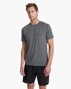 Tradewind Performance Tee | Heather Grey 8 Tradewind Performance Tee | Heather Grey -Vuori Clothing Store V109HTG FA16 M ECOMM FULL 2371