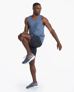 Tradewind Performance Tank | Coastal Heather -Vuori Clothing Store V142CLH V302BWC 01906