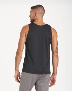 Tradewind Performance Tank | Black Heather -Vuori Clothing Store V142HBK 22SP M ECOMM TANKS BACK TOPS 5 cd2b5ecc 43f1 42cb bb26 6d9cbcf8e9b8