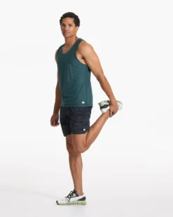 Strato Tech Tank | Beryl Heather 11 Strato Tech Tank | Beryl Heather -Vuori Clothing Store V173HBE SP23 M ECOMM TOPS FULL 1878 1x1 07ce2741 99a0 418e bd24 ba81320d26f2