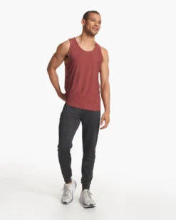 Strato Tech Tank | Earth Red Heather 11 Strato Tech Tank | Earth Red Heather -Vuori Clothing Store V173HER FA23 M ECOMM TOPS FULL 4