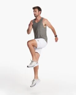 Strato Tech Tank | Heather Grey 10 Strato Tech Tank | Heather Grey -Vuori Clothing Store V173HTG FA23 M ECOMM TOPS FULL 2