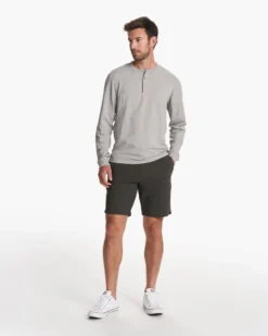 Austin Henley | Light Heather Grey -Vuori Clothing Store V175LHG FA23 M ECOMM TOPS FULL 3