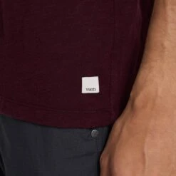 The Rise Tee | Ruby -Vuori Clothing Store V182RUB 01273