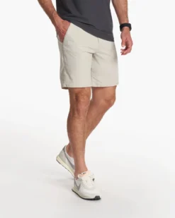 Meta Short | Birch -Vuori Clothing Store V188HCL 0376
