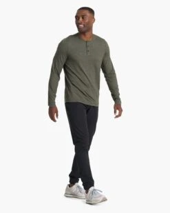 Long-Sleeve Ease Performance Henley | Oregano Heather 10 Long-Sleeve Ease Performance Henley | Oregano Heather -Vuori Clothing Store V194HOR 02944