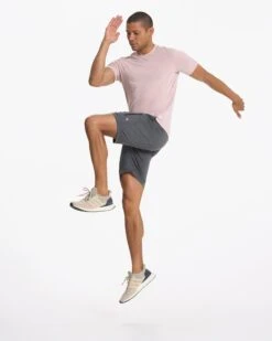 Current Tech Tee | Cashmere 13 Current Tech Tee | Cashmere -Vuori Clothing Store V195CMR SP23 M ECOMM TOPS FULL 1446 1x1 bec65cca 75d5 4eff 9b44 e40ef650faa8