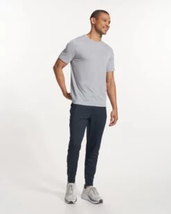 Current Tech Tee | Marble -Vuori Clothing Store V195MRB FA23 M ECOMM TOPS FULL 9