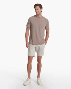 Linear Tech Tee | Walnut -Vuori Clothing Store V196WAL SP23 M ECOMM TOPS FULL 0003 1X1 4157fe97 4a0c 4db5 9390 b4d69679f660