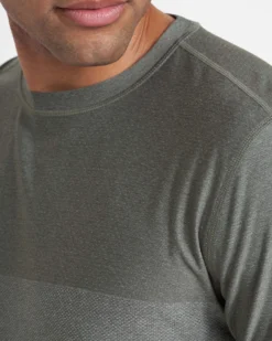 Grandview Tech Tee | Oregano Heather 13 Grandview Tech Tee | Oregano Heather -Vuori Clothing Store V197HOR 1767 1