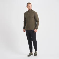 Ease Performance Half Zip | Evergreen Heather -Vuori Clothing Store V221HEV 4 update