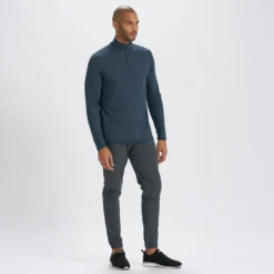Ease Performance Half Zip | Indigo Heather -Vuori Clothing Store V221HTI 4