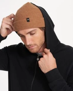 Performance Waffle Zip Hoodie | Washed Black -Vuori Clothing Store V259WBL FA22 M ECOMM FULL 2378 corrected