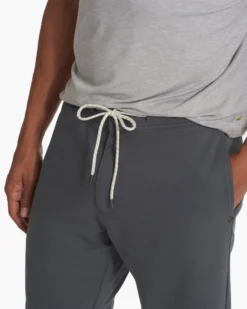 Solana Short | Shale -Vuori Clothing Store V3001SHA SP23 M ECOMM SHORTS BOTTOM 2287 1x1 cbf61ac0 af9f 40d5 b506 3edade925b1d