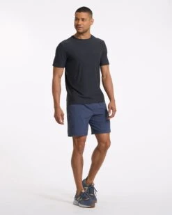 Kore Short | Azure Dashed Lines -Vuori Clothing Store V302ADL 0541