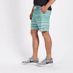 Kore Short | Aloe Stripe -Vuori Clothing Store V302ALS 2 8cf885ba 13b1 4ac5 a2ce 8563fe15efb1