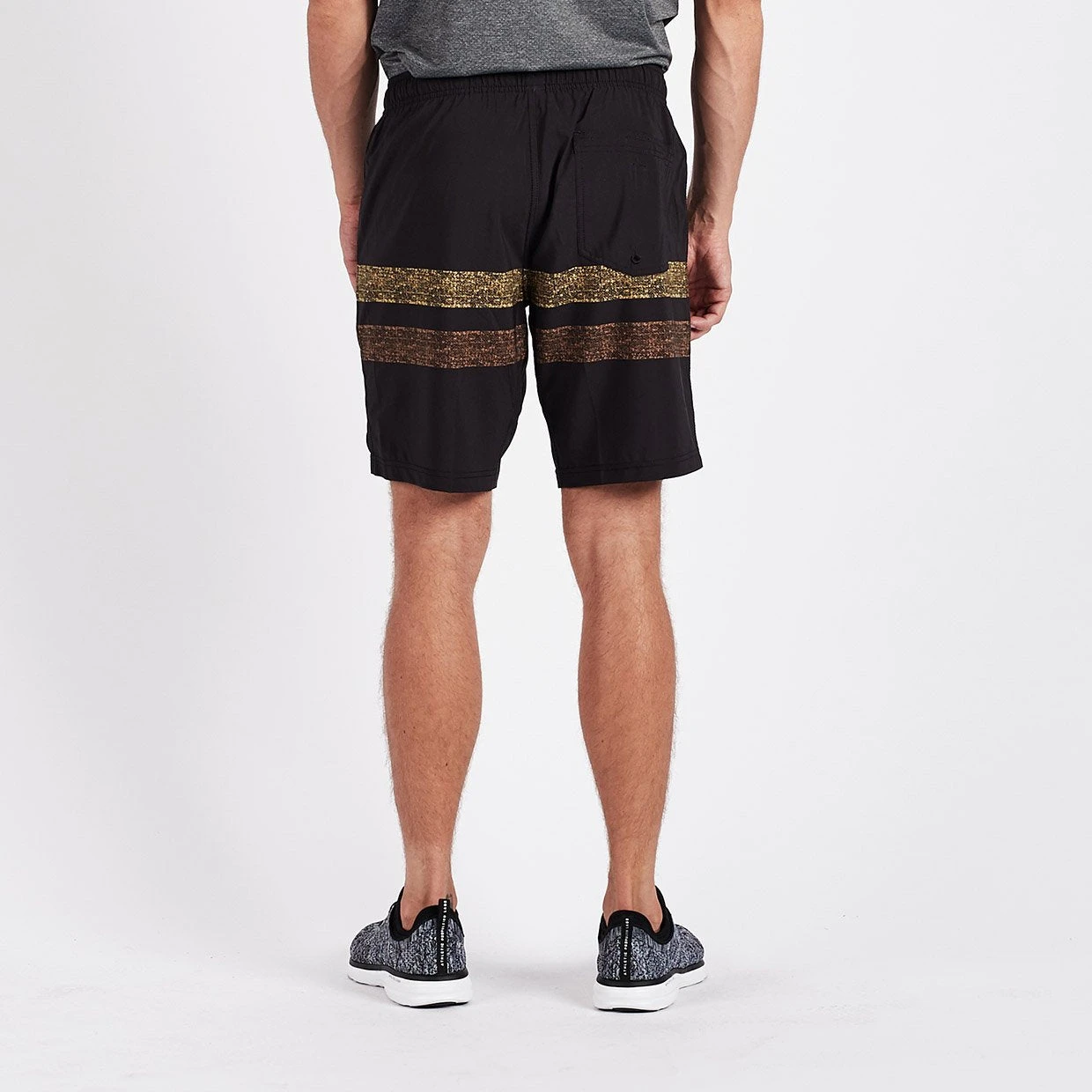 Kore Short | Black Saffron Texture 4 Kore Short | Black Saffron Texture - Image 4