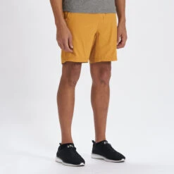Kore Short | Cognac -Vuori Clothing Store V302COG 2