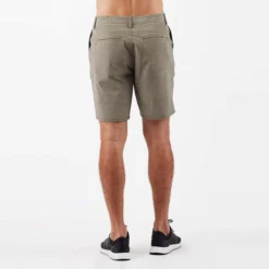 Maldive Short | Olive Textured Stripe 9 Maldive Short | Olive Textured Stripe -Vuori Clothing Store V308ARM 3 36d46cd3 89c5 4383 8a9a e9f688d9358a