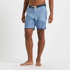 Cruise Boardshort | Indigo Wave Break -Vuori Clothing Store V314IWB 1