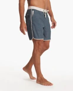 Cruise Boardshort | Lake Texture 10 Cruise Boardshort | Lake Texture -Vuori Clothing Store V314LKT SP23 M ECOMM BOARDSHORTS DETAIL 2529 1X1 0a6bdc81 7d6f 44dd 9475 68a1b6ab1d25