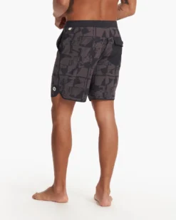 Cruise Boardshort | Plum Grunge 11 Cruise Boardshort | Plum Grunge -Vuori Clothing Store V314PLG SP23 M ECOMM BOARDSHORTS BOTTOM 1194 1x1 b9173a00 7eef 46ac 88c2 92b1c388a08d