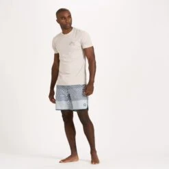 Cruise Boardshort | Steel Blue Wave Stripe 8 Cruise Boardshort | Steel Blue Wave Stripe -Vuori Clothing Store V314SBW 4 3c081eeb 3ae1 42e3 b26e 76c32608dc2e