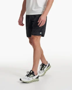 Banks Short | Black Camo -Vuori Clothing Store V330BCM SP19 M ECOMM DETAIL 3170 1x1 8267c218 d50e 4457 81bf a79ebc66efef