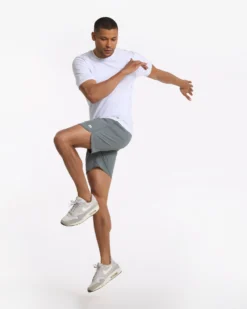 Banks Short | Dusty Pine Micro Dot -Vuori Clothing Store V330DPM 1135