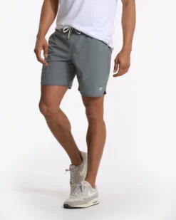 Banks Short | Dusty Pine Micro Dot -Vuori Clothing Store V330DPM 1194