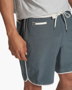 Banks Short | Lake Engineered Stripe -Vuori Clothing Store V330LES FA23 M ECOMM SHORTS DETAIL 9