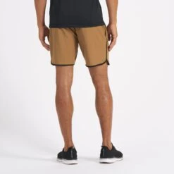 Banks Short | Tobacco Micro Dot -Vuori Clothing Store V330MDT 3