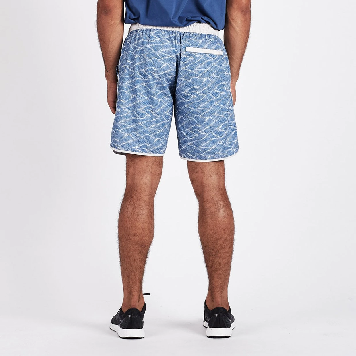 Banks Short | Sea Wave 4 Banks Short | Sea Wave - Image 4