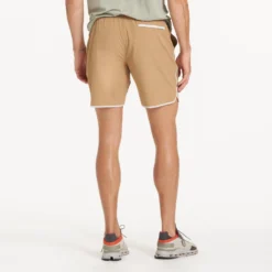 Banks Short | Wheat -Vuori Clothing Store V330WHE 2417