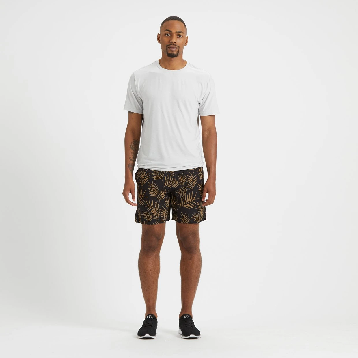 Trail Short | Black Floating Palm 4 Trail Short | Black Floating Palm - Image 4