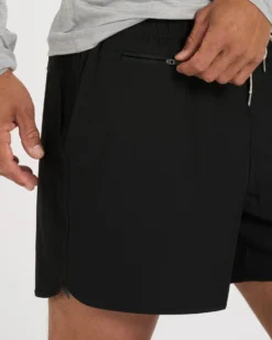 Banks Short 5" | Black 8 Banks Short 5" | Black -Vuori Clothing Store V366BLK 3 13ef2642 7a4d 476c 96e0 0d34af24feb4
