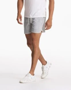 Banks Short 5" | Platinum Fresco -Vuori Clothing Store V366PLF SP23 M ECOMM SHORTS BOTTOM 6106 1X1 e1a142cc 8bb2 44f4 aa3a b36037391a0b