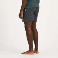 Cape Short | Black Camo Flower -Vuori Clothing Store V369BCF 3 0ffdac1e 521b 46da acbb d8ea1ff23b2a