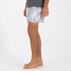 Cape Short | Light Grey Vintage Leaf 7 Cape Short | Light Grey Vintage Leaf -Vuori Clothing Store V369GVL 2