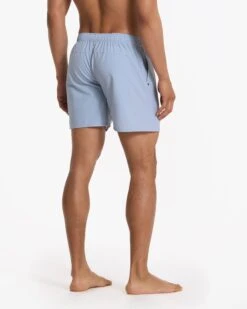 Cape Short | Light Cloud 8 Cape Short | Light Cloud -Vuori Clothing Store V369LCL 3233