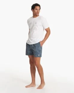 Cape Short | Lake Jungle -Vuori Clothing Store V369LKJ SP23 M ECOMM SHORTS FULL 1898 1x1 f06f1c25 0e7e 4d57 96d6 4fc3fac72836