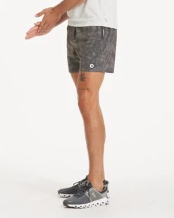 Cape Short | Oregano Tortoise 9 Cape Short | Oregano Tortoise -Vuori Clothing Store V369ORT 2619