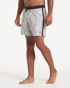 Peak Boardshort | Eucalyptus Belize -Vuori Clothing Store V374EUB 1901