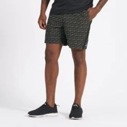 Draft Short | Black Woodblock 8 Draft Short | Black Woodblock -Vuori Clothing Store V375BWB 2